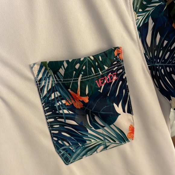 Verde Hawaiian Golf Polo - Picture 3 of 3